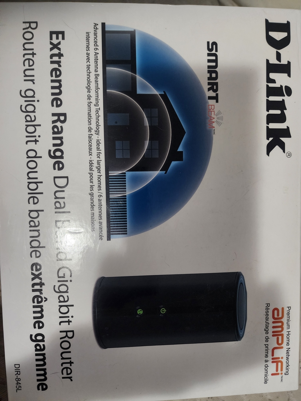 D-Link Black Dual-Band Gigabit Router with SmartBeam